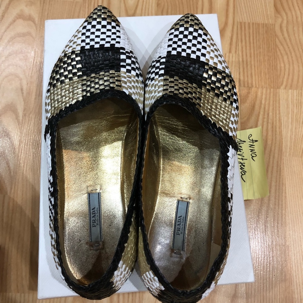 Prada - Picture 4 of 8